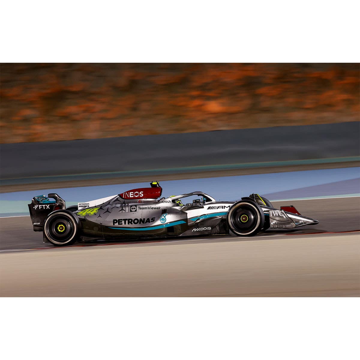 MERCEDES-AMG PETRONAS FORMULA ONE TEAM F1 W13 E PERFORMANCE - LEWIS HAMILTON - BAHRAIN GP 2022  - 1:43 Scale Resin Model Car