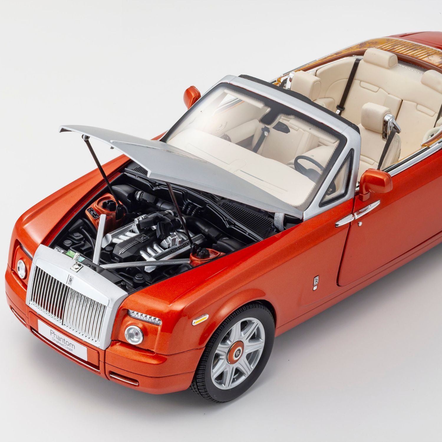Rolls-Royce Phantom Drophead Coupe - Orange - 1:18 Scale Diecast
