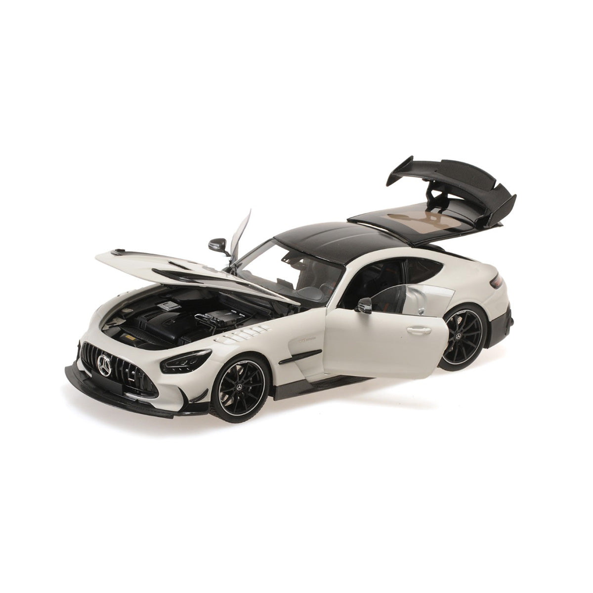1/18 GTスピリット　ベンツ　AMG GT R 後期　ミニカー　ホワイト MERCEDES-AMG GT BLACK SERIES - 2021 - WHITE METALLIC - 1:18 Scale
