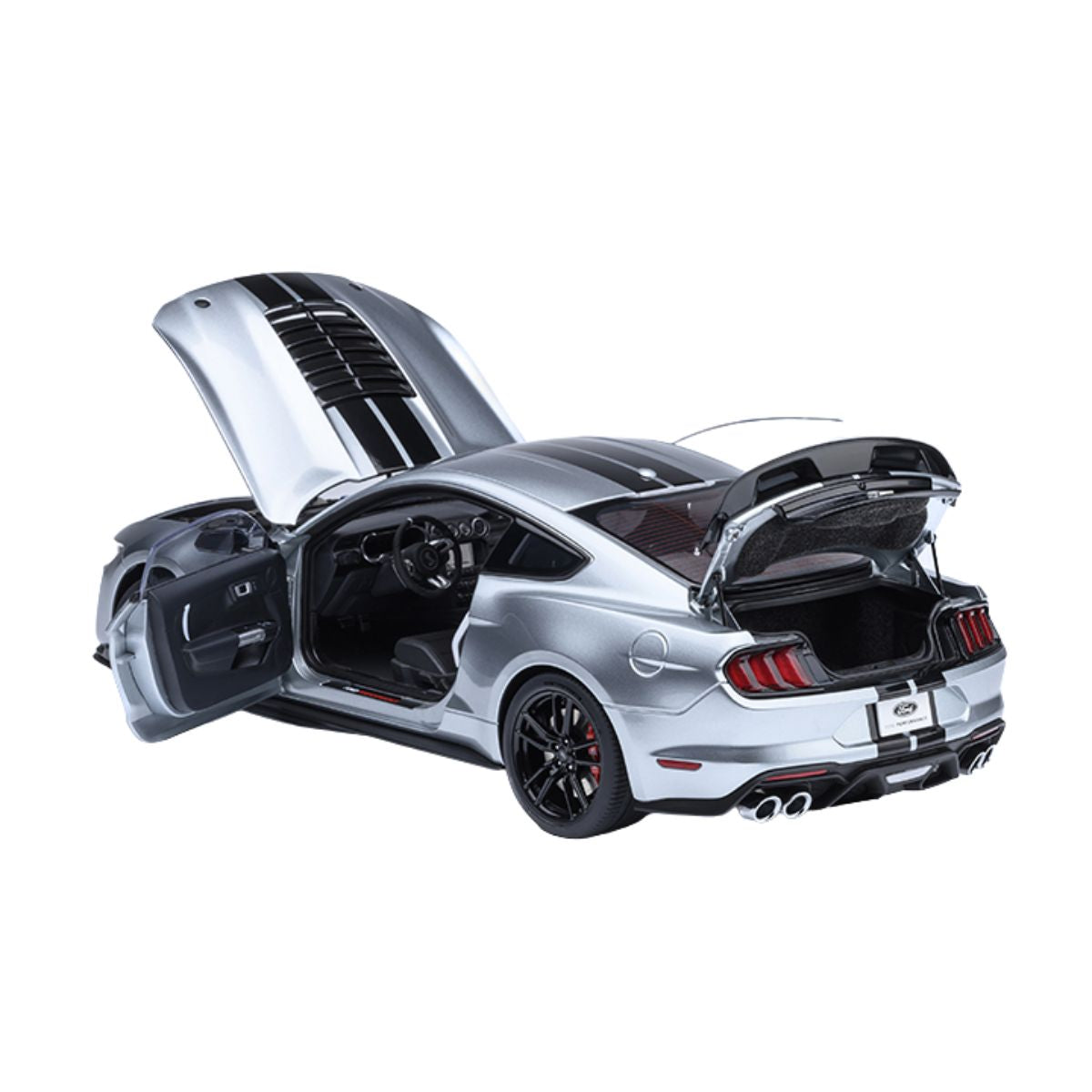 FORD MUSTANG SHELBY GT500 (ICONIC SILVER) - 1:18 Scale Composite Model Car