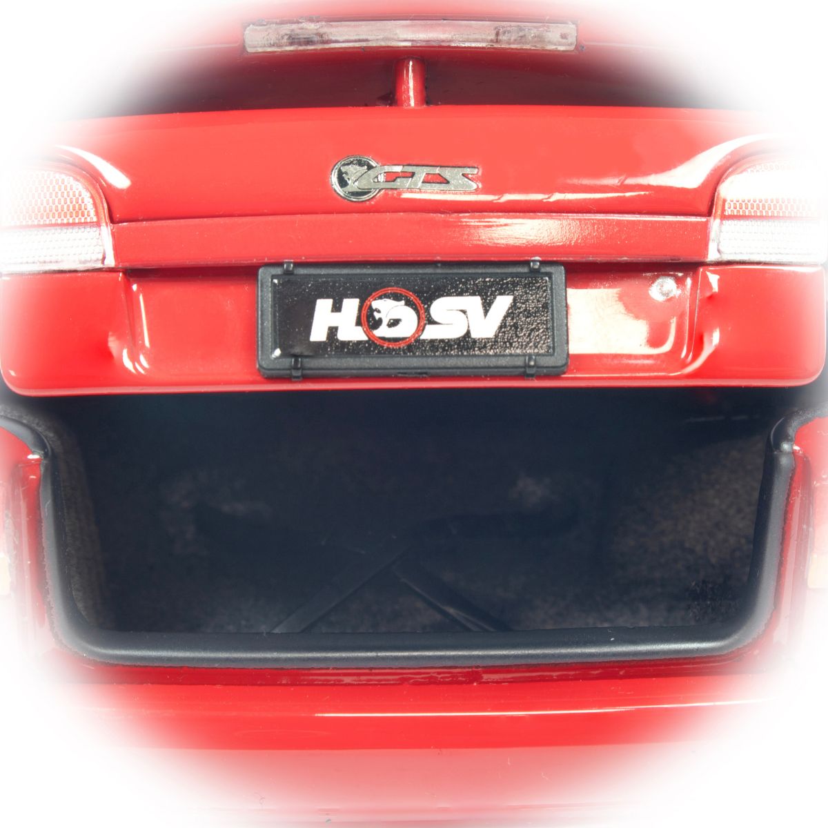HSV VS GTS Commodore - Diablo Red - 1:18 Scale Diecast Model Car