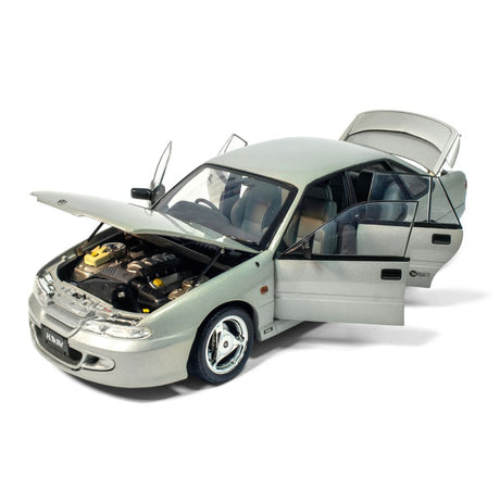 HSV VS GTS - SILVER MINK - 1:18 Scale Diecast Model Car