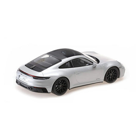 PORSCHE 911 CARRERA 4 GTS - 2020 - SILVER - 1:18 Scale Diecast Model Car