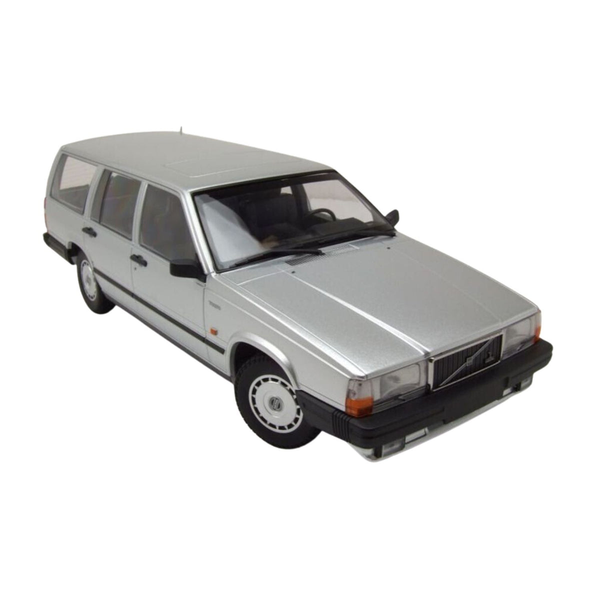 VOLVO 740 GL WAGON - 1986 - SILVER