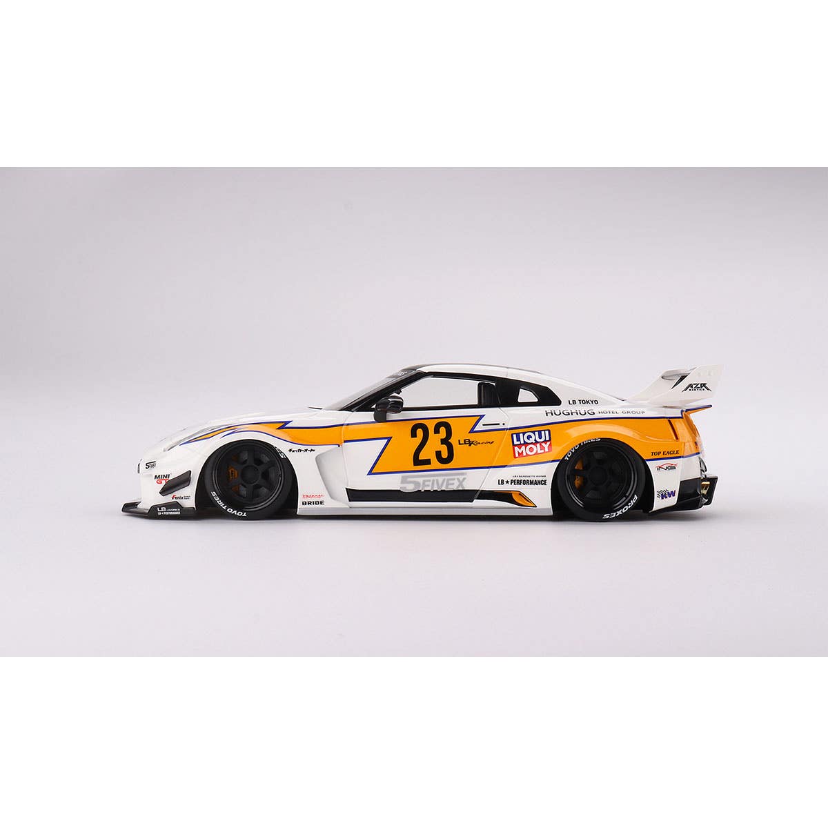 Nissan LB-Silhouette WORKS GT 35GT-RR Ver.1 LB Racing - 1:18 Scale