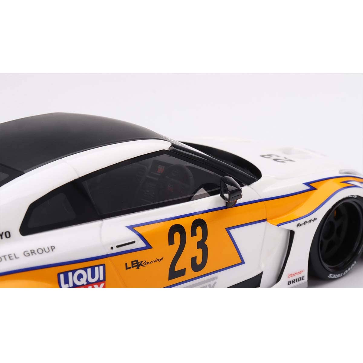 Nissan LB-Silhouette WORKS GT 35GT-RR Ver.1 LB Racing - 1:18 Scale