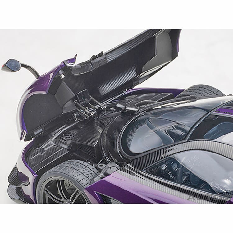 Pagani Huayra BC Viola PSO / Carbon 1:18 Model Car