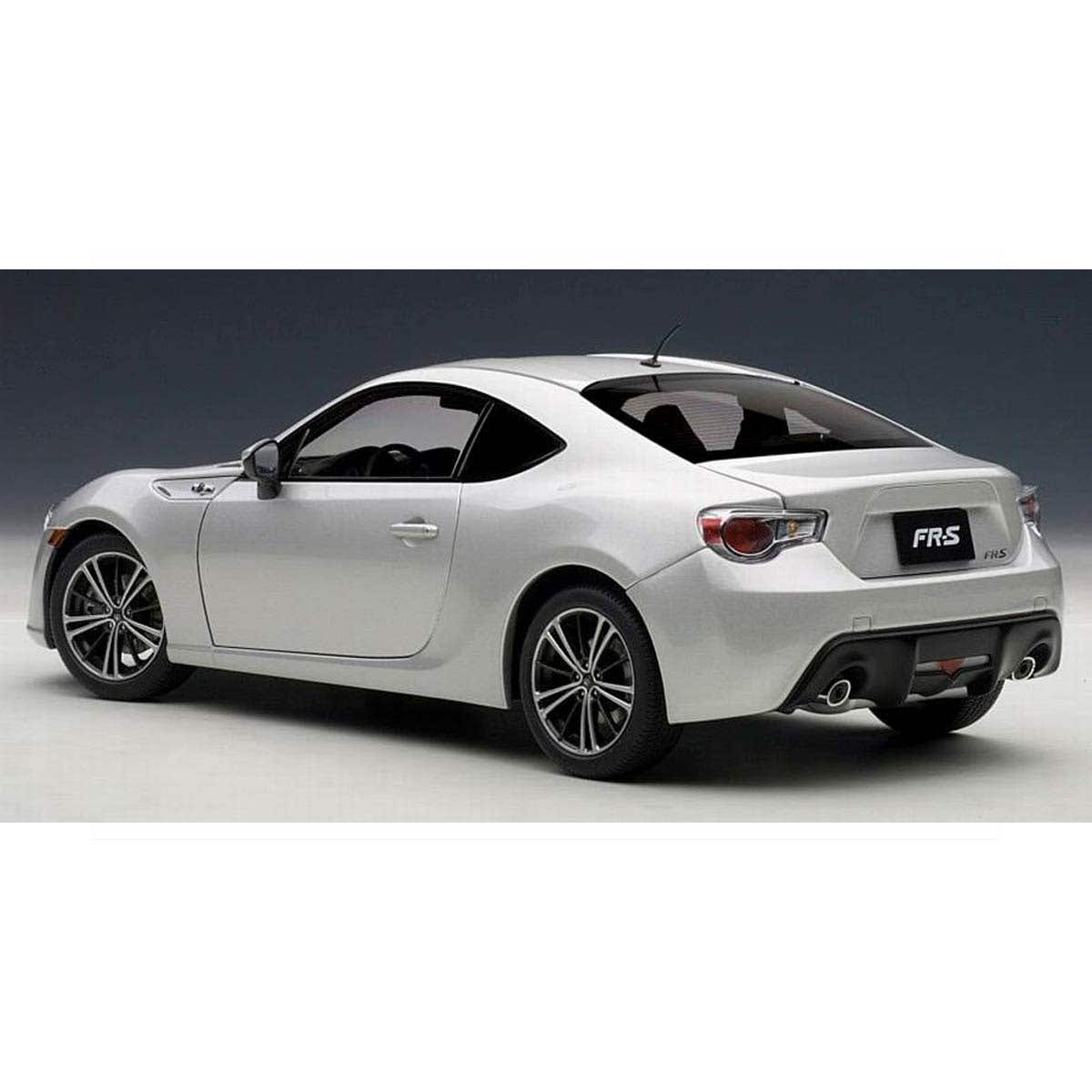 Scion FR-S (Toyota 86) - 2012 - Silver - 1:18 Model Car