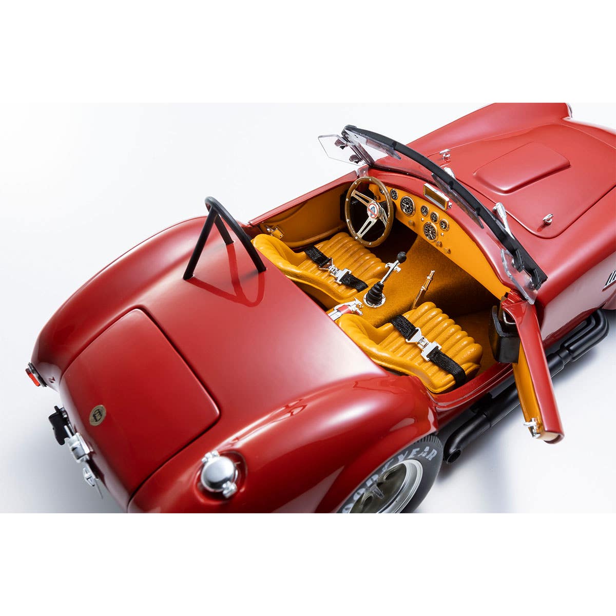 08047R SHELBY COBRA 427S/C  - Red "FAM"  - 1:18 Scale Diecast Model Car