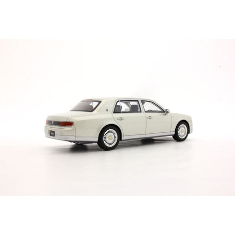 Toyota Century (Silver) - 1:18 Scale Resin Model Car