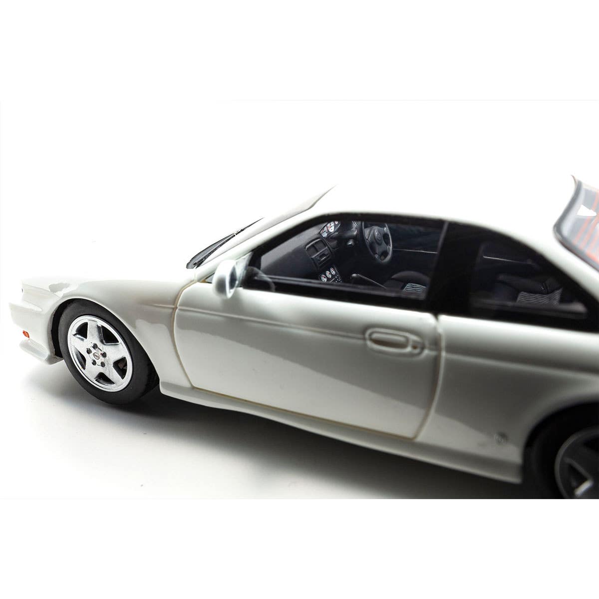 Nissan Silvia K's (S14) - White - 1:43 Scale Resin Model Car
