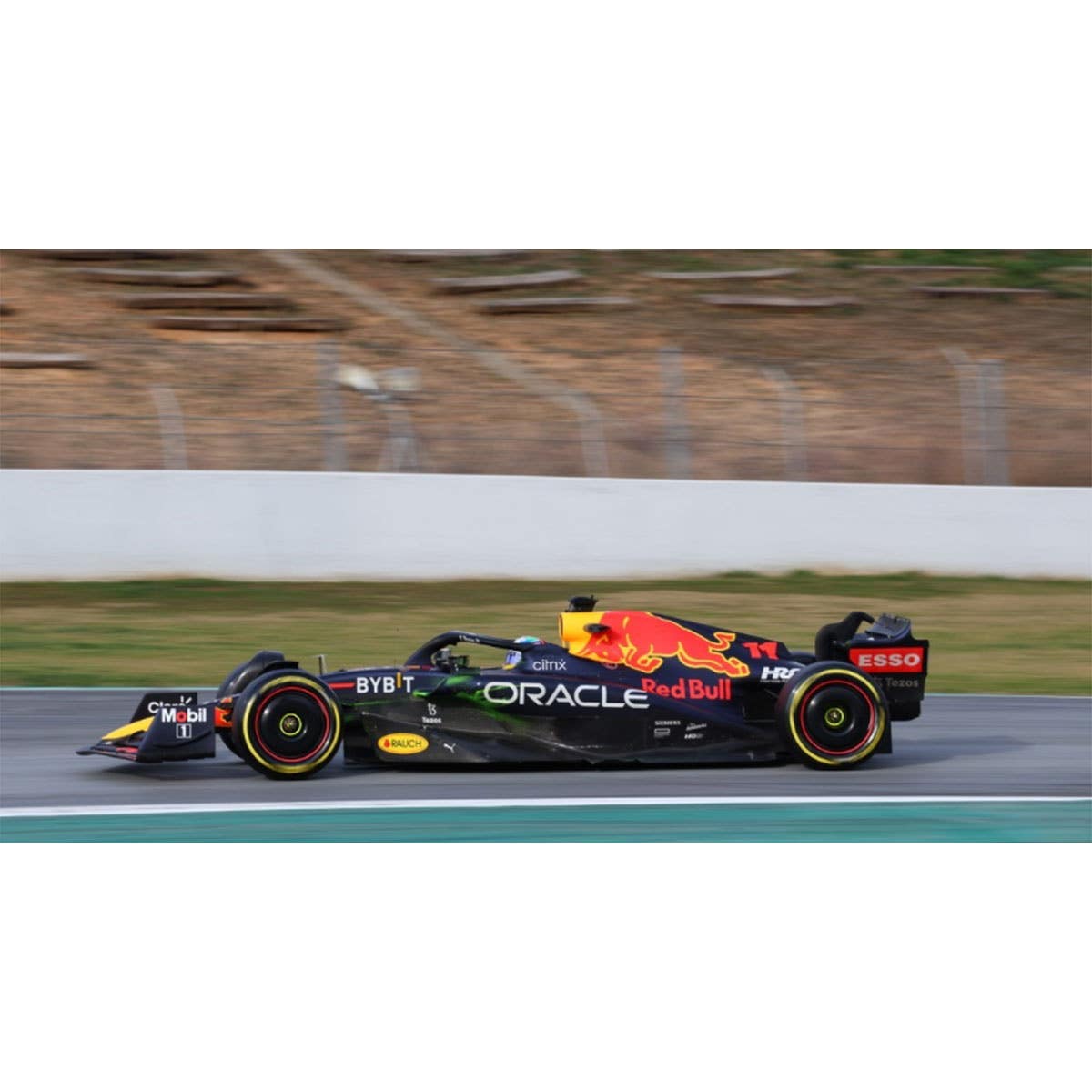 ORACLE RED BULL RACING RB18 - MAX VERSTAPPEN - 2022  - 1:18 Scale Diecast Model Car