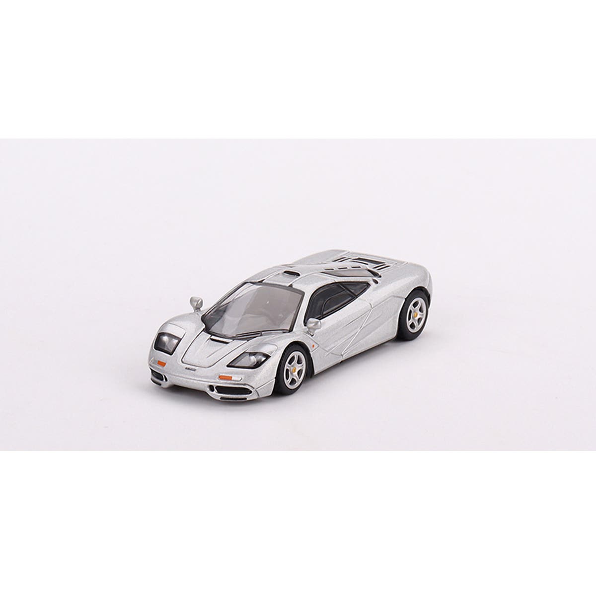 McLaren F1 Magnesium Silver - 1:64 Scale Diecast Model Car