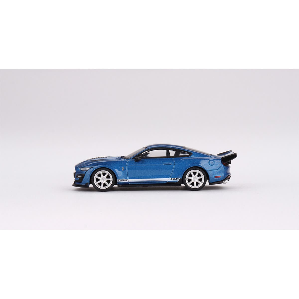 Shelby GT500 Dragon Snake Concept   Ford Performance Blue - 1:64 Scale Resin Model Car