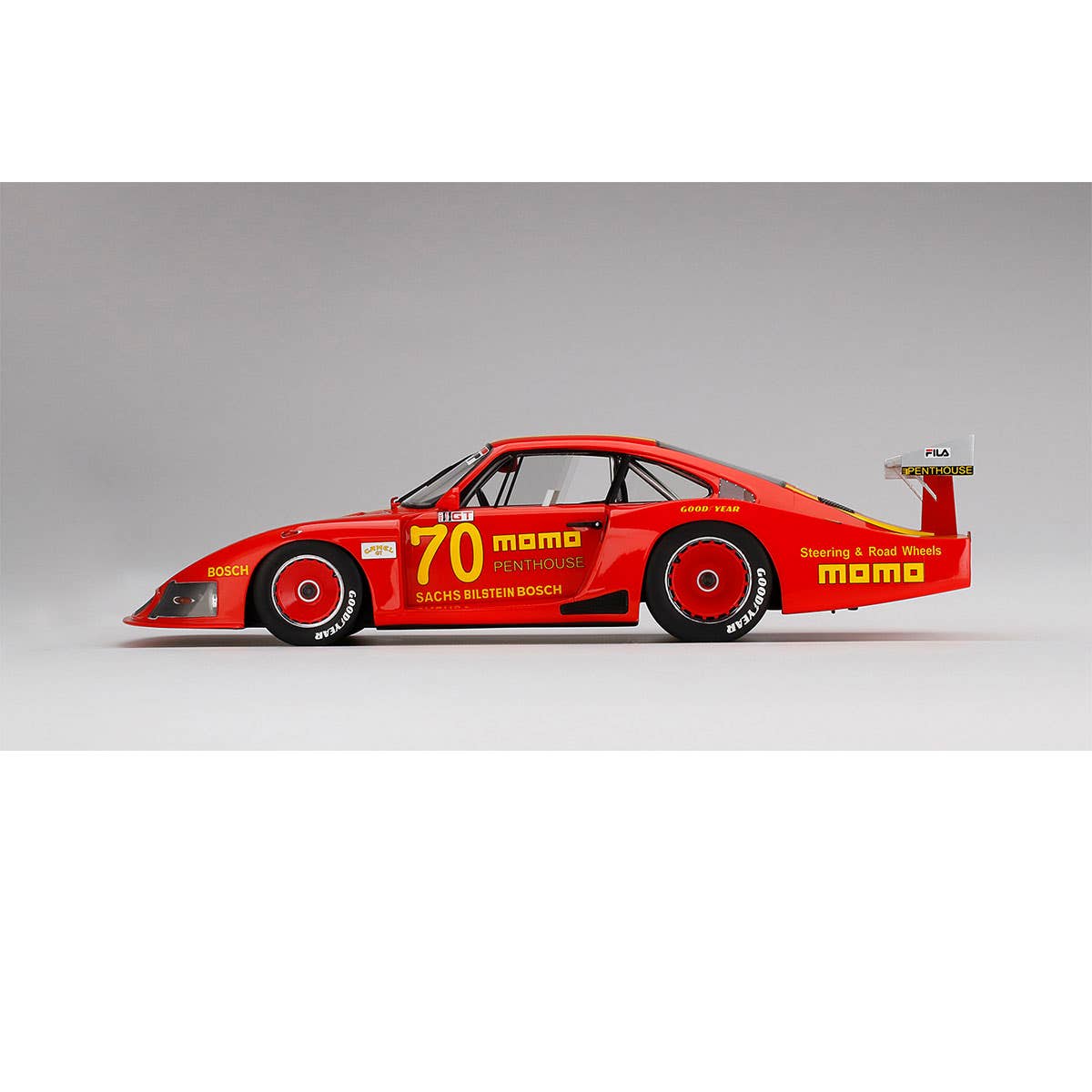 Porsche 935/78 'Moby Dick' TSM – 1:12 – #70 MOMO/PENTHOUSE – 1981 – NEUF